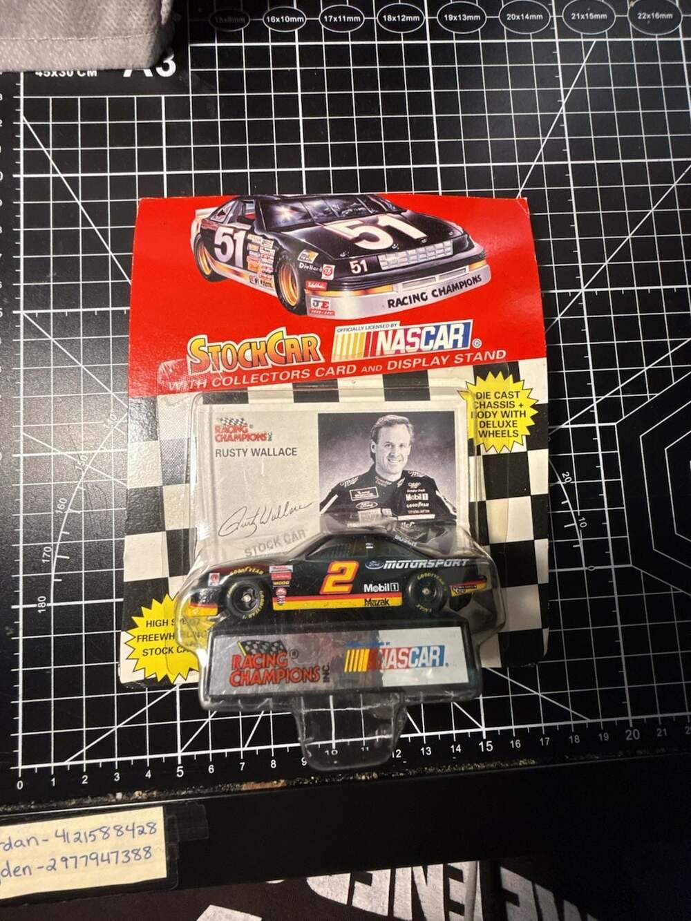 Racing Champions Rusty Wallace 2 Ford Thunderbird Die Cast 01153